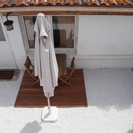 Petit Studio Independant Dans Jardin Avec Parking Et Portail Electrique 马赛 外观 照片