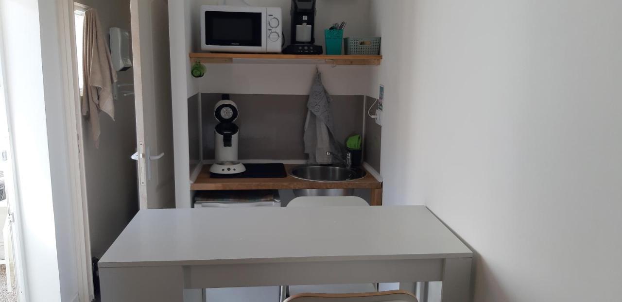 Petit Studio Independant Dans Jardin Avec Parking Et Portail Electrique 马赛 外观 照片